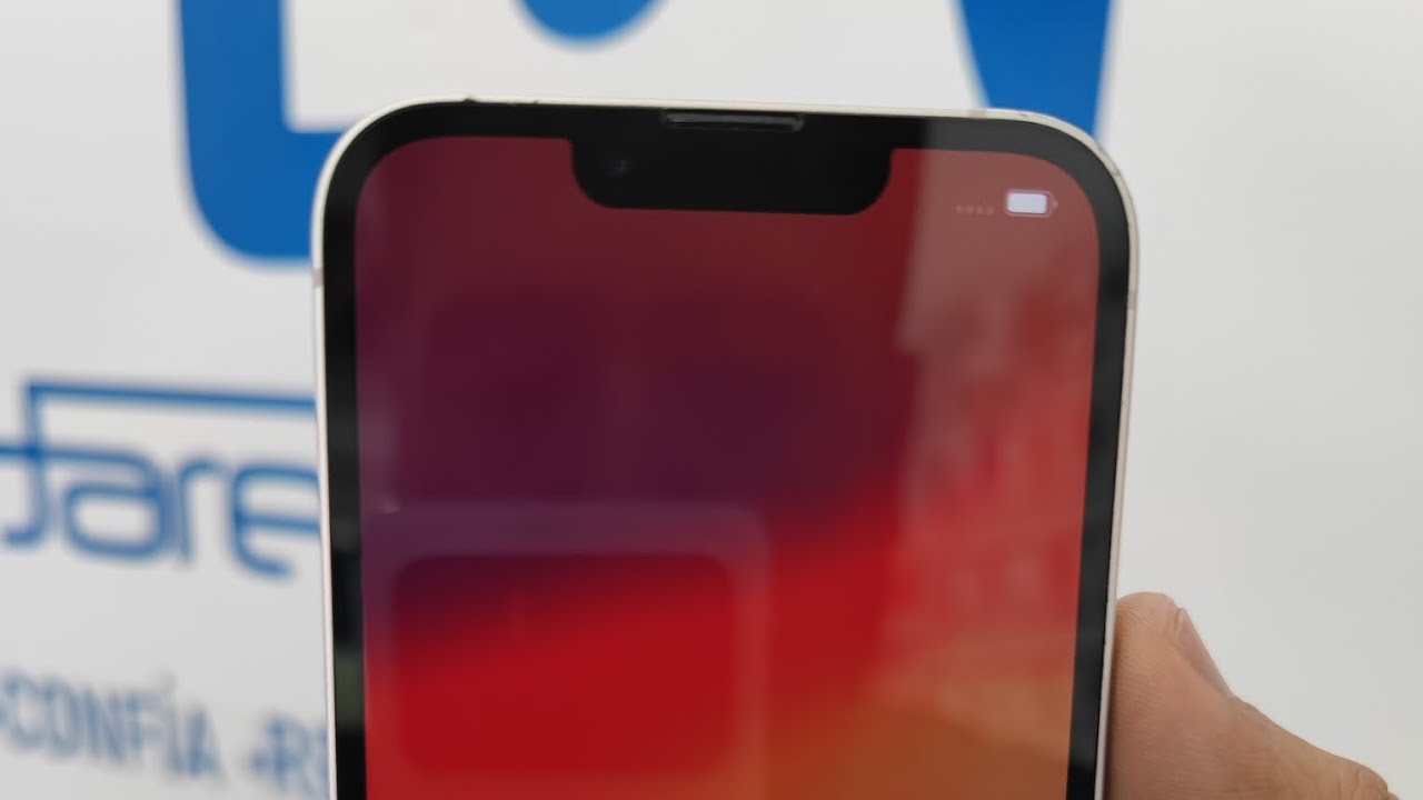 Lo fácil que es cambiar una pantalla de iPhone 14 Plus.