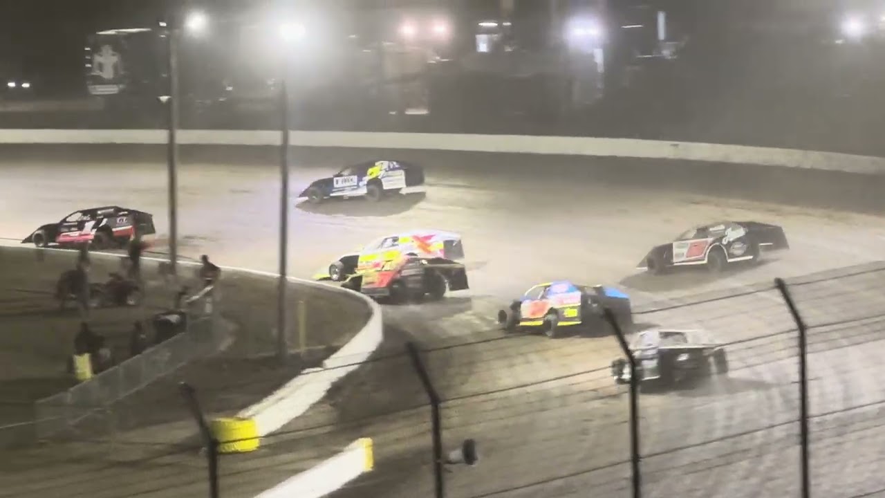 Volusia Night 1 - 20 Laps