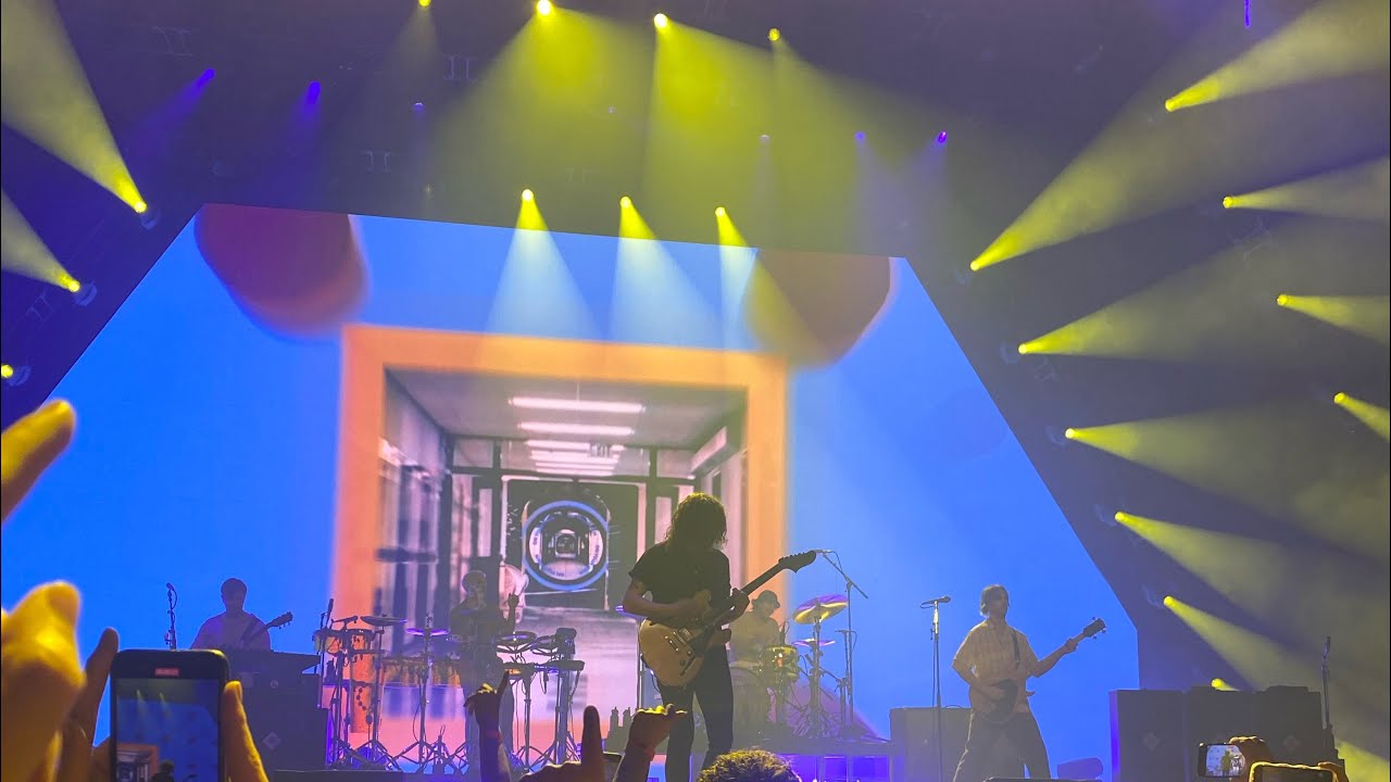 Paramore - Crave @Cardiff international arena 15/04/2023