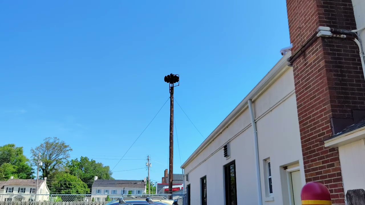 FS STH-10 siren test - Noon Blast - Berryville, VA