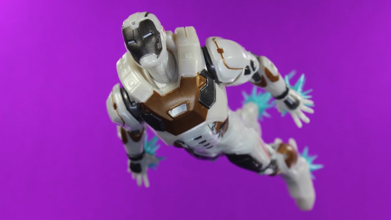 MARVEL LEGENDS STARBOOST ARMOR IRON MAN GAMERVERSE AVENGERS (TARGET EXCLUSIVE) ACTION FIGURE REVIEW