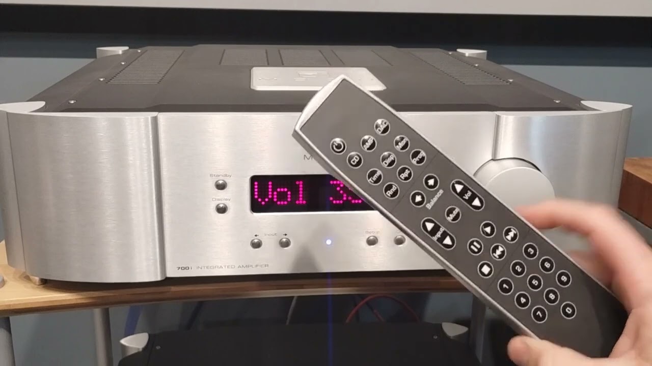 Moon by Sim Audio 700i v2 Overview