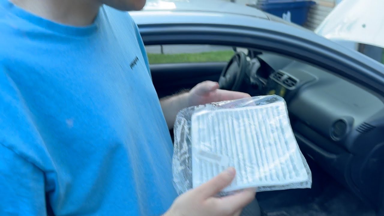 Замена салонного фильтра Mitsubishi Mirage