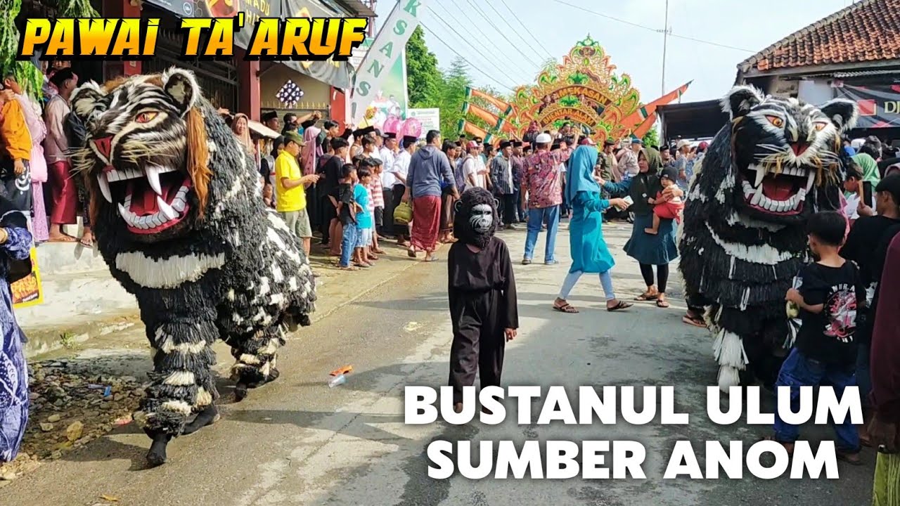 Pawai Ta'aruf Bustanul Ulum Sumber Anom Palengaan Pamekasan