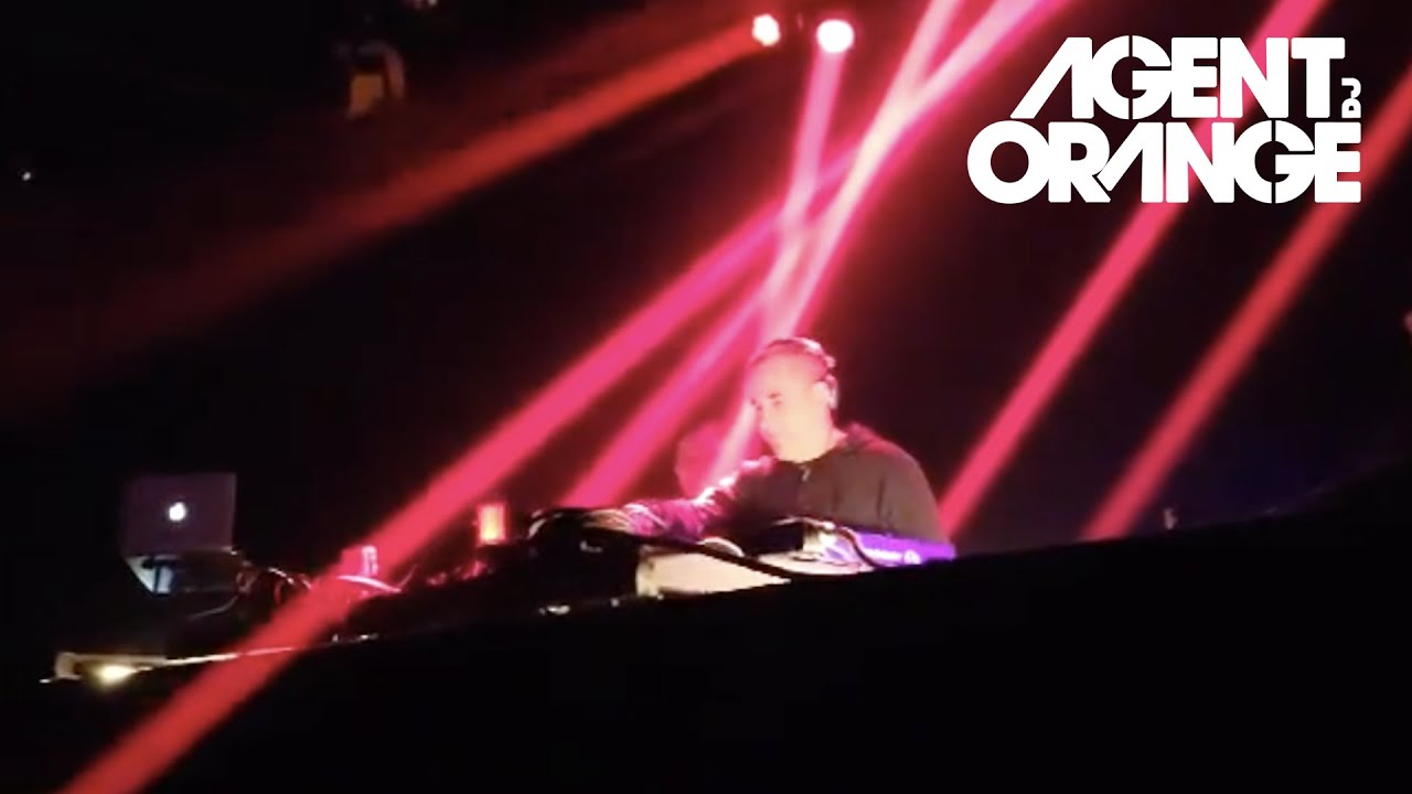 Agent Orange DJ @ Avant Gardner Brooklyn :: King's Hall (Clover)