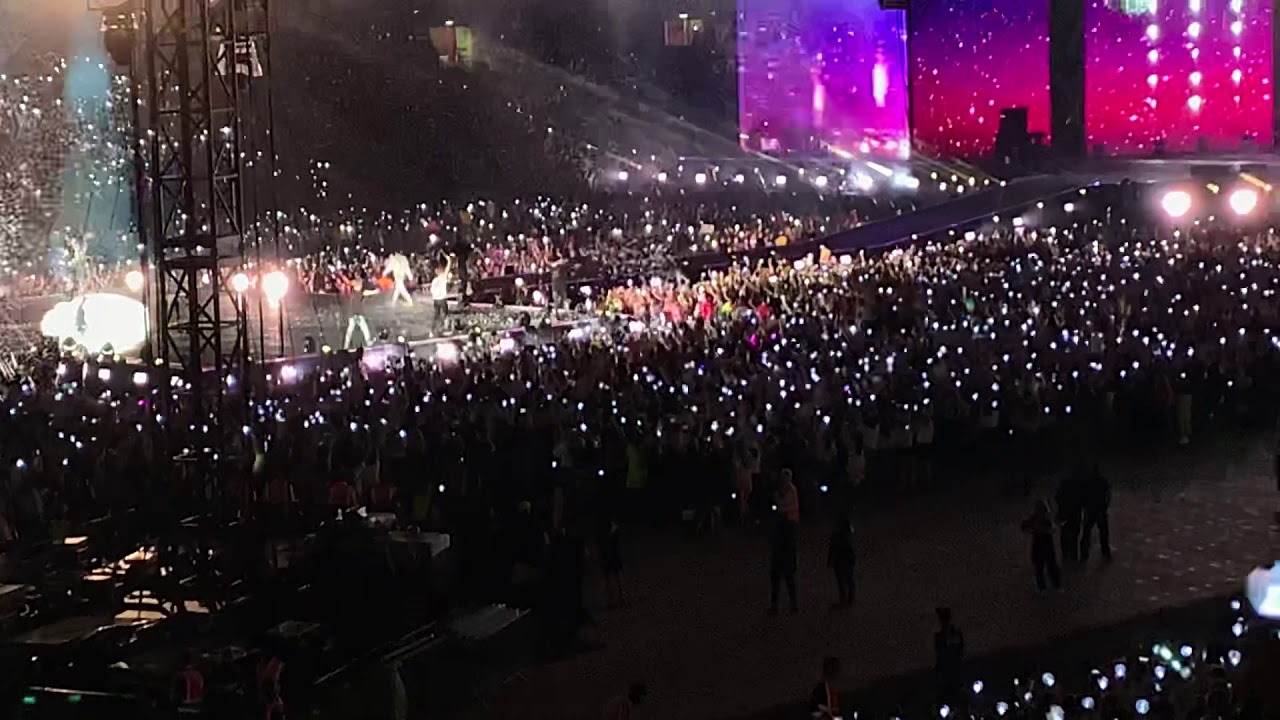 BTS Mikrokosmos - Wembley Stadium day 1 190601
