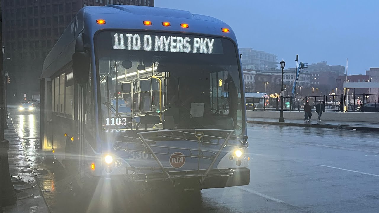 ( Fast bus !!) RTA 2014 Gillig BRT+ CNG 40’ (11-Quincy-Cedar) #3301