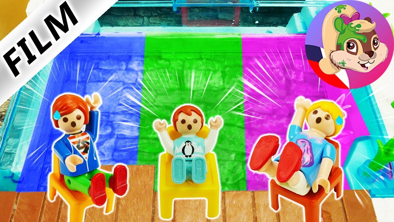 Playmobil příběh | Soutěž u bazénu | Spávně odpověz nebo skončíš ve vodě |  Rodina Dvořákova