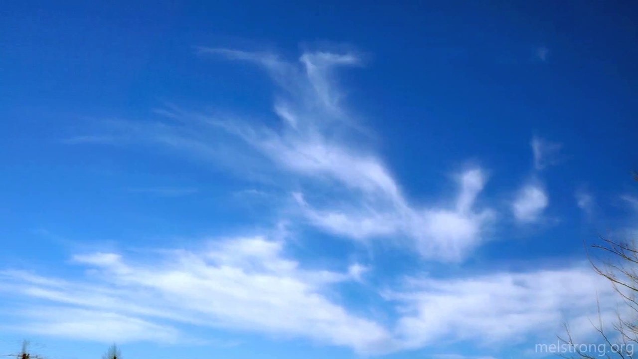 Time lapse of cirrus and floccus