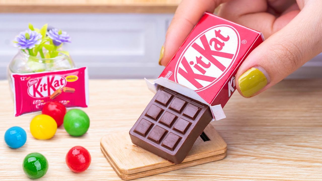 Amazing KitKat Cake Dessert | Best Of Miniature KitKat Cake Decorating, Chocolate KitKat Cake Making