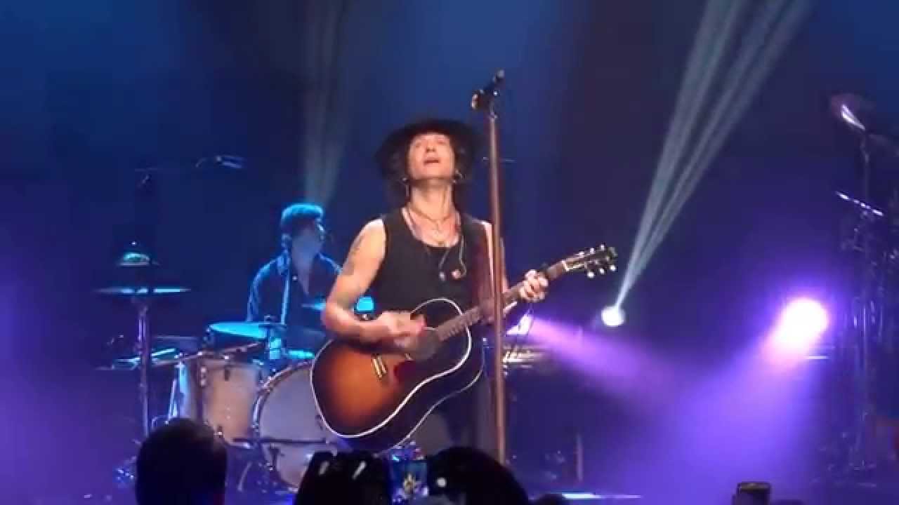 Enrique Bunbury - Bujias Para El Dolor (Live) @ Beacon Theater NYC 9.21.14