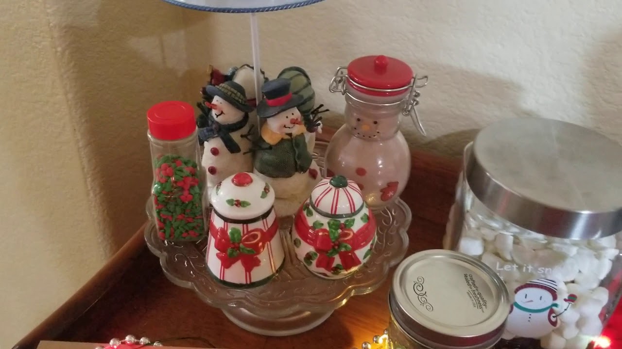 Christmas hot cocoa bar 2019