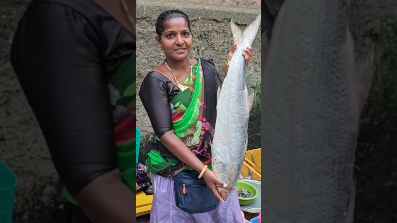 BIGGEST RAWAS FISH 🐟 AT MALAD FISH MARKET 🦈🐬