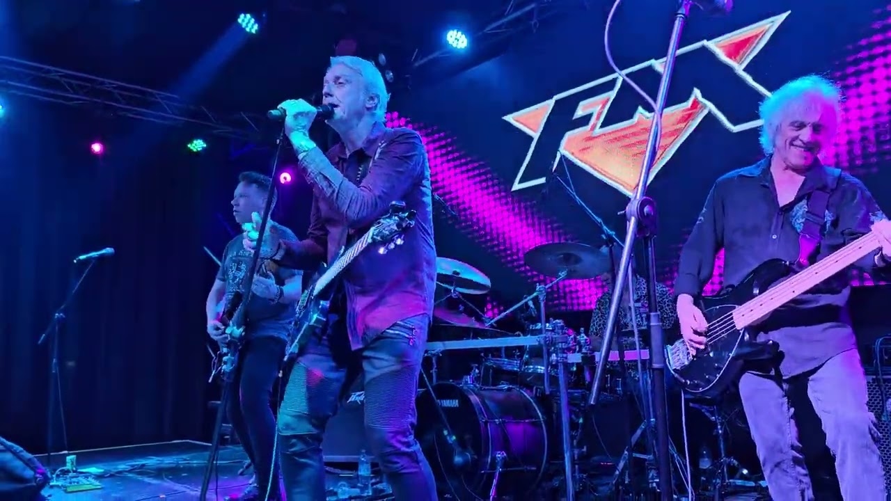 Bad Luck - FM en vivo, Bogotá, Colombia 2024