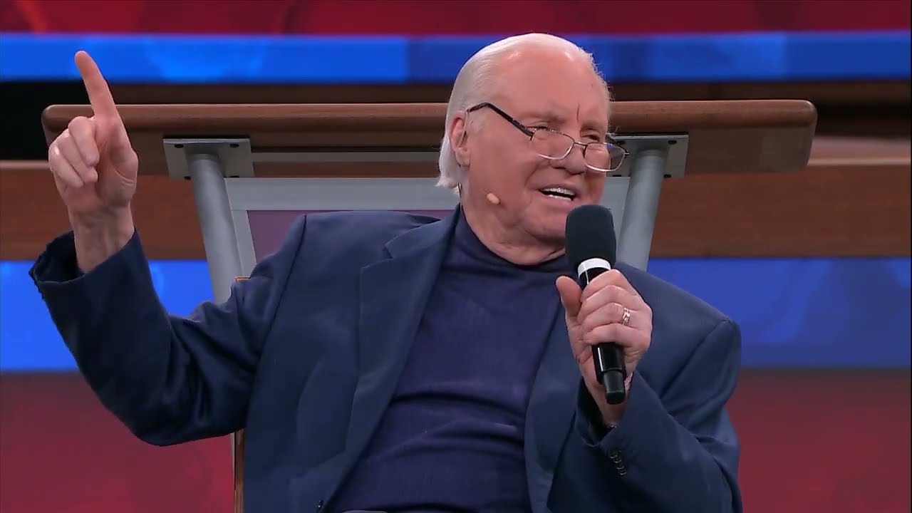 Praise the Lord Medley (LIVE) - Jimmy Swaggart and Joseph Larson