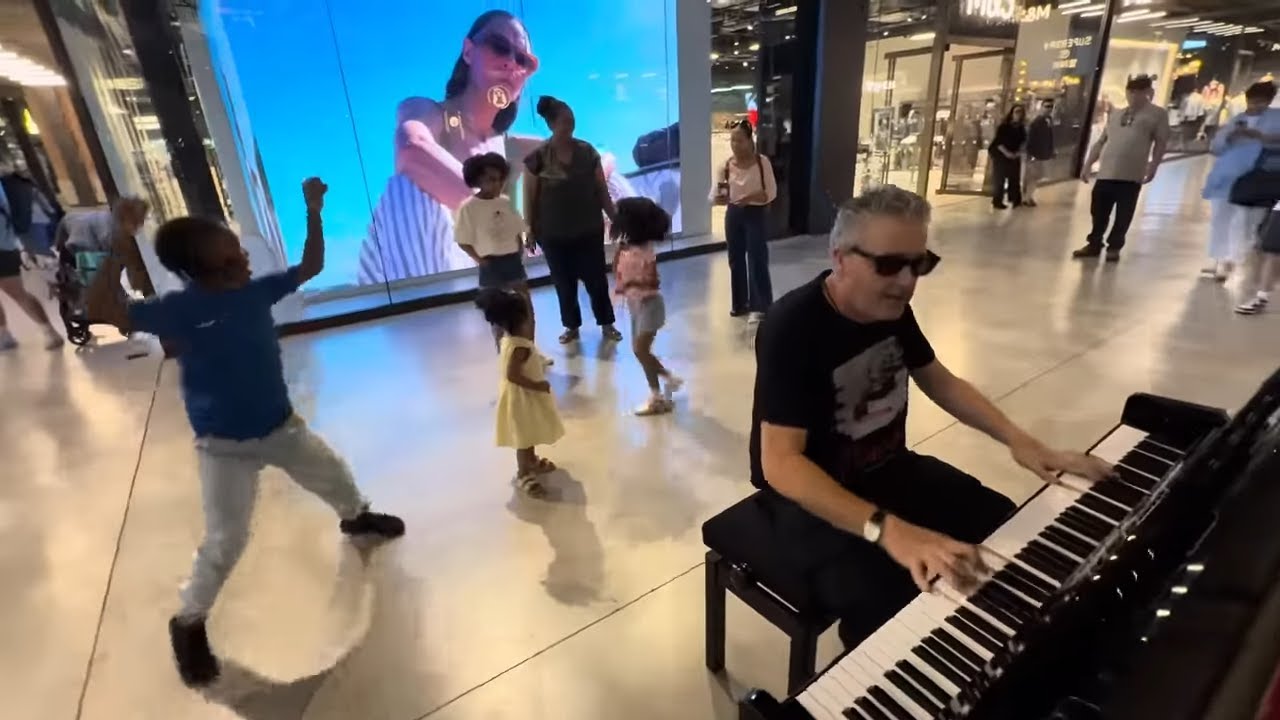 Little Angels Digging The Boogie Woogie