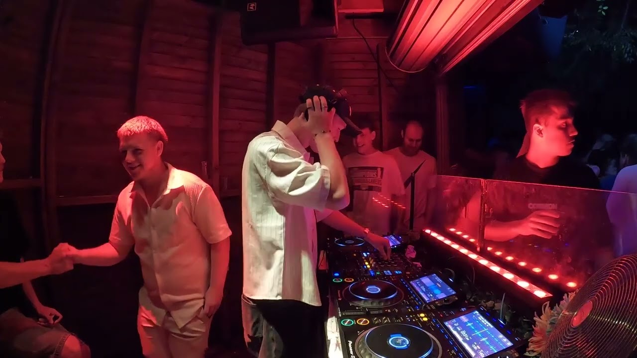 Levi Starr @ Deja vu 10/01/2026