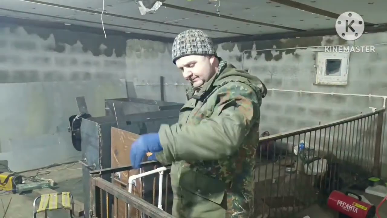 БУНКЕРНЫЕ КОРМУШКИ СВОИМИ РУКАМИ.