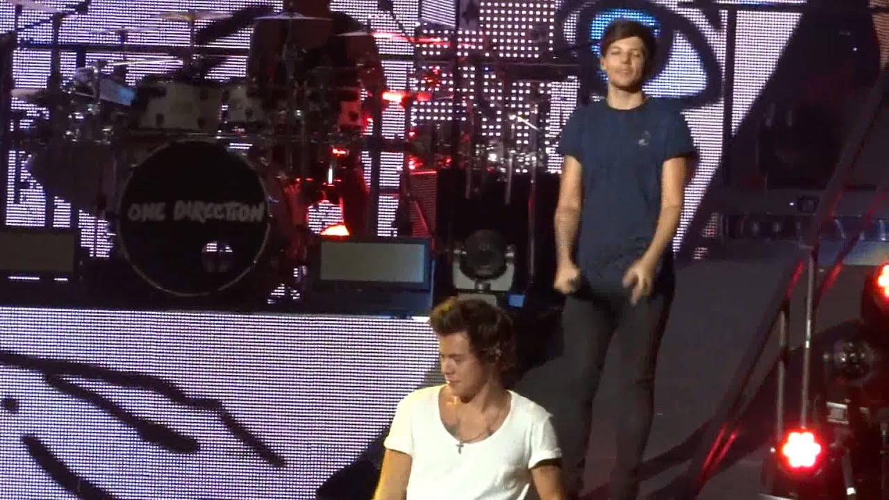 One Direction - Teenage Dirtbag - Jones Beach - Wantagh, NY - 6.29.13