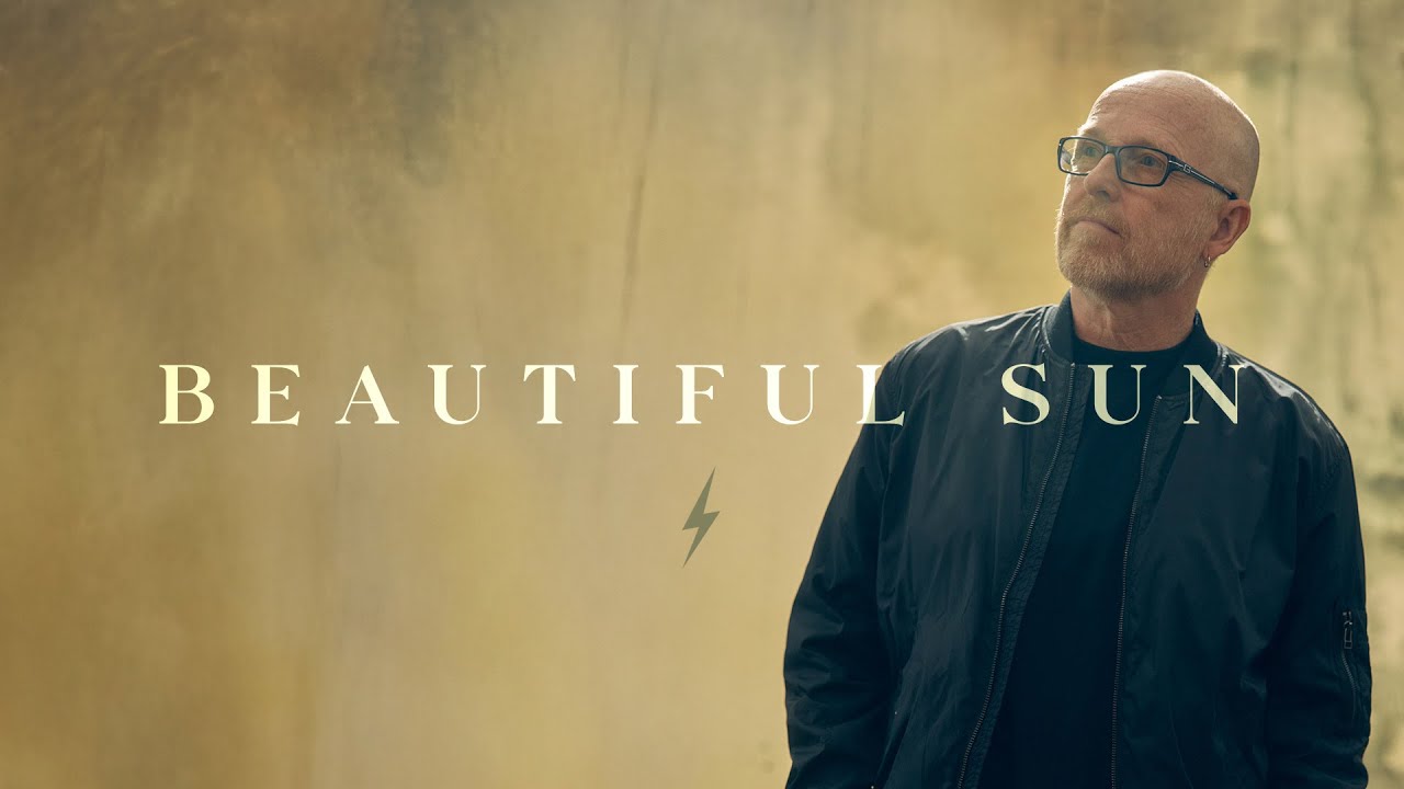 Stu Garrard - Beautiful Sun (Lyric Video)