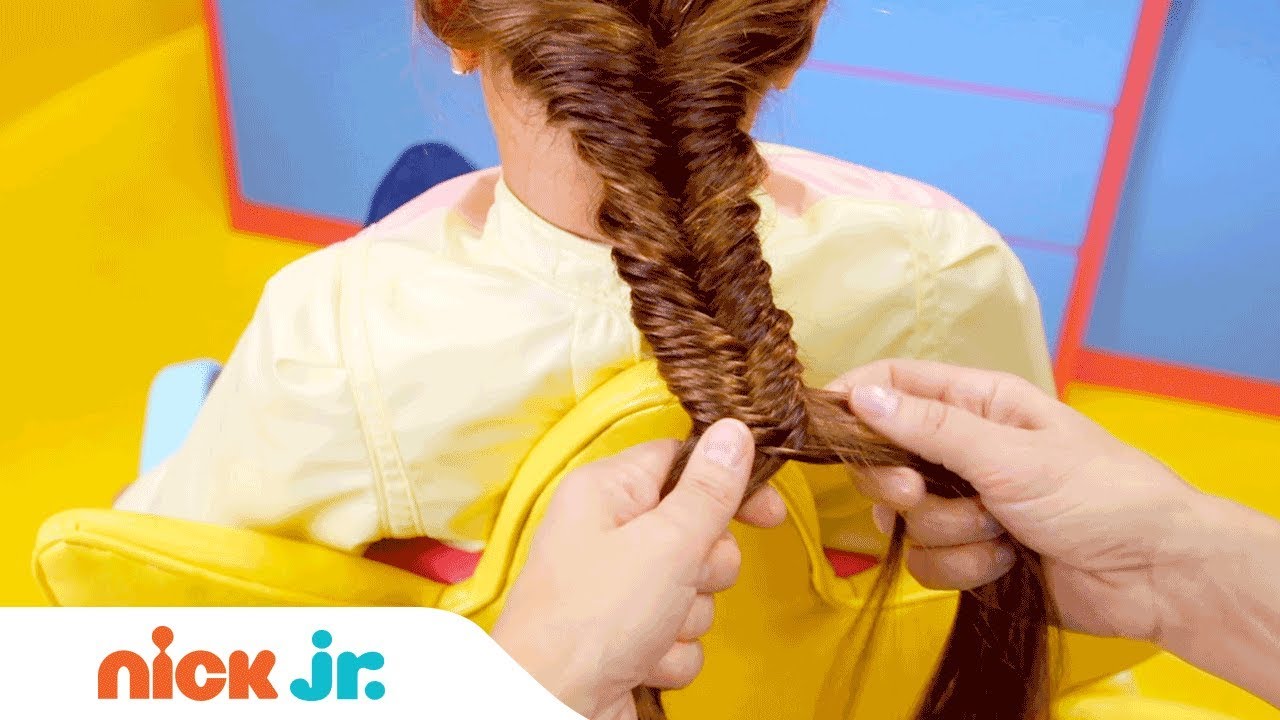 How to Make a Magical Mermaid Braid Tutorial 🧜 | Sunny Day&rsquo;s Style Files | Nick Jr.
