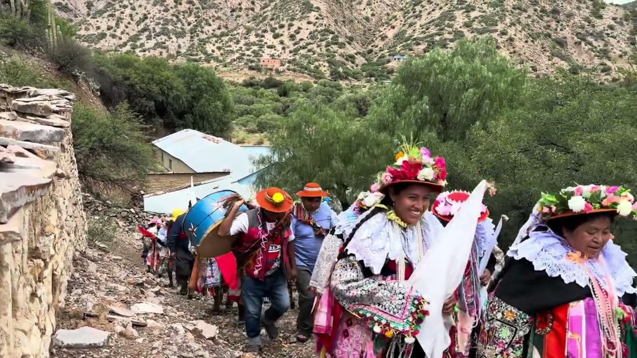 CARNAVAL CALCHEÑO 2025/Curaca de Chalavi / Visita del día Lunes