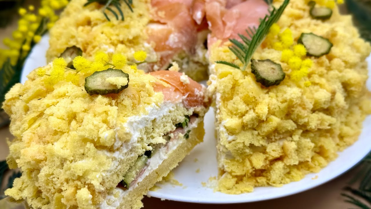 TORTA MIMOSA SALATA AL SALMONE: L’ANTIPASTO SCENOGRAFICO PERFETTO