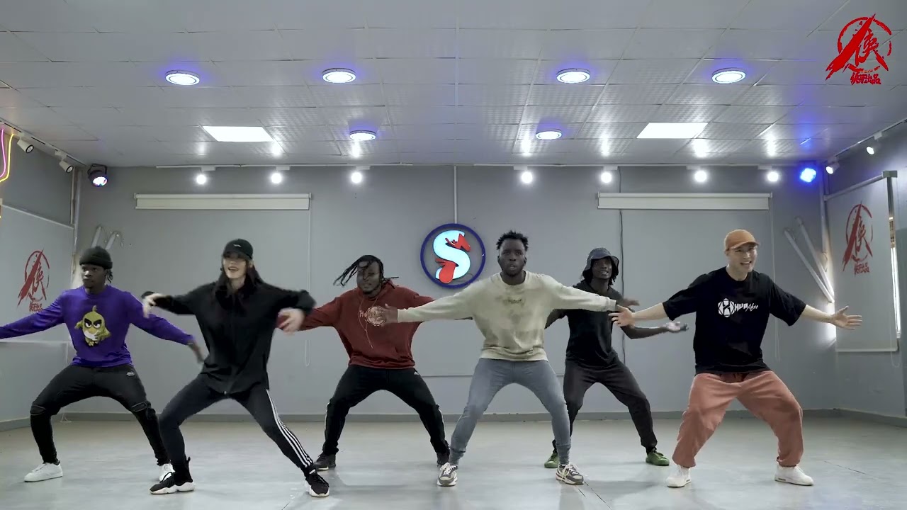 [Beginners Dance Workout] Maroon 5   Girls Like You|Sino Afro Dance Workout|Easy Dance Fitness，Zumba