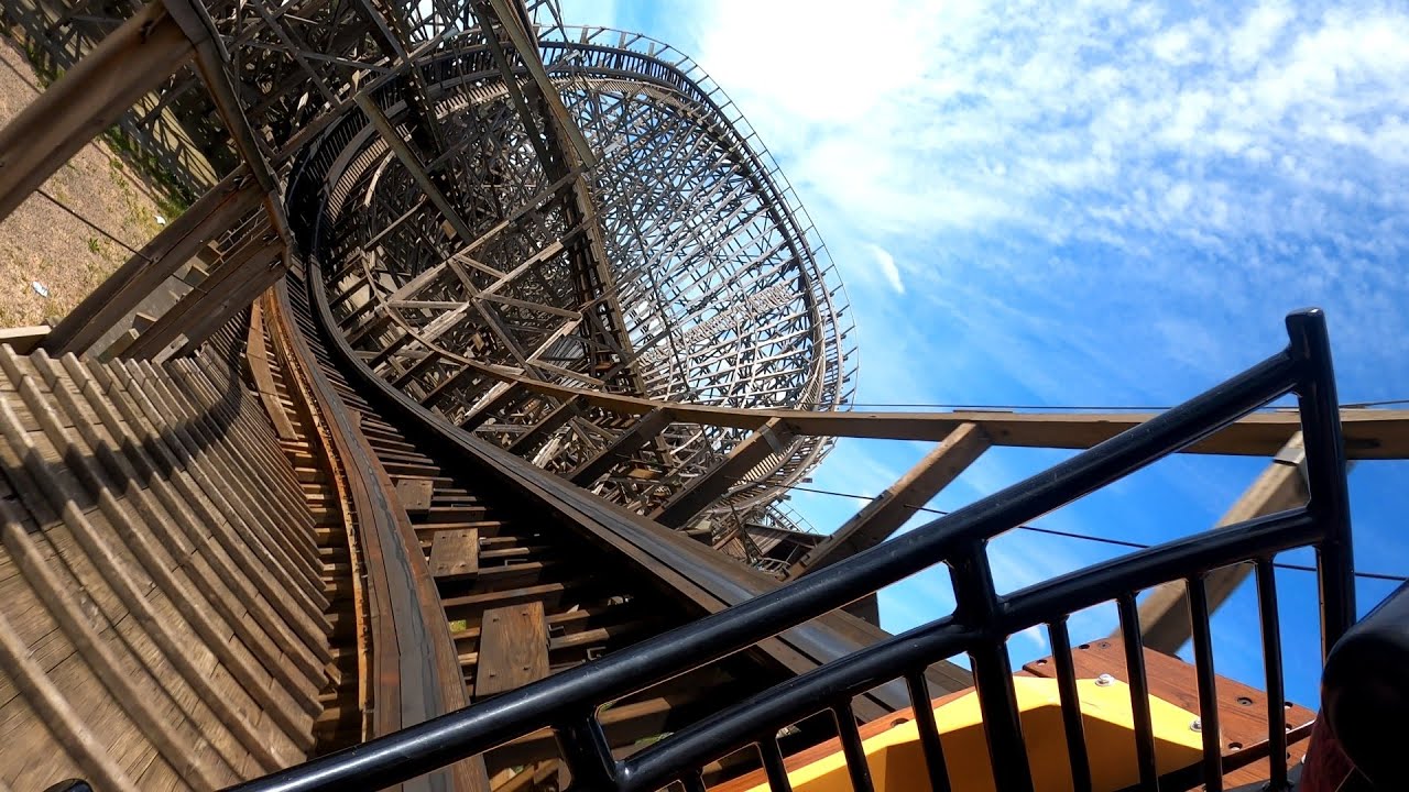 TROY - Toverland - Onride / Offride - GCI (Great Coasters International) - Wooden Coaster