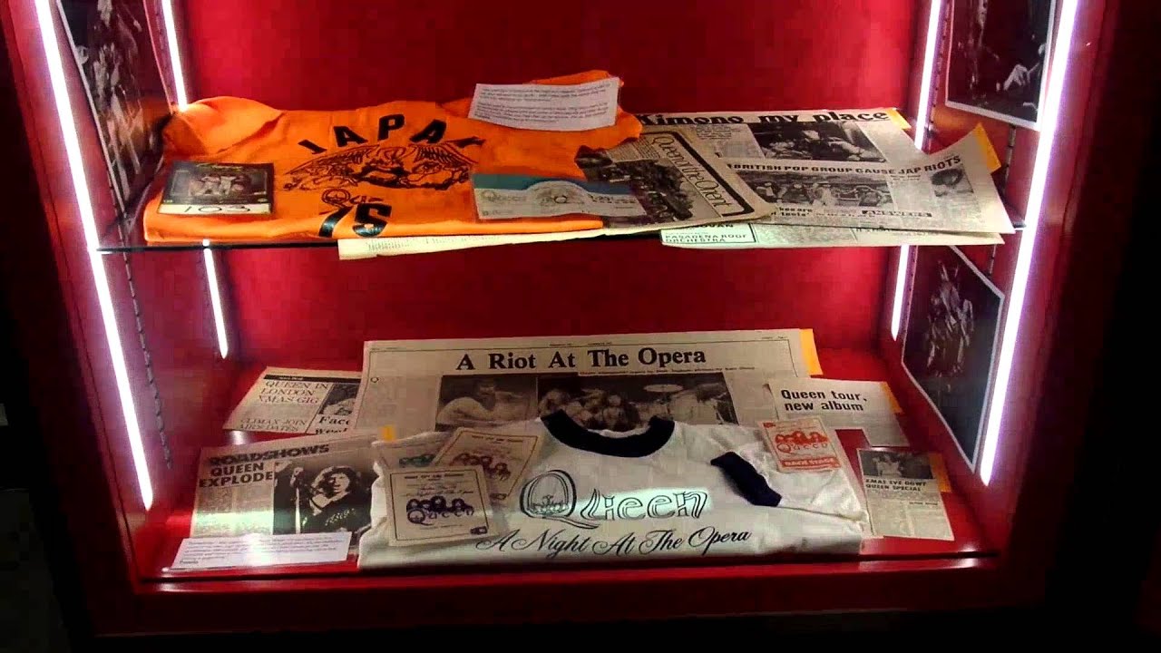 Queen Studio Experience Montreux Tour