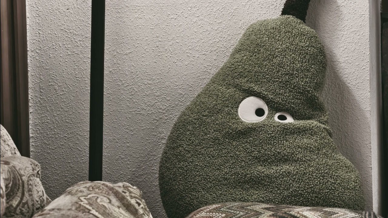 The Wild Story of Martians Go Home (1980s Sci‑Fi Comedy Explained)