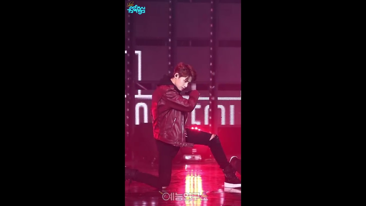 [예능연구소] 업텐션 하얗게 불태웠어 웨이 Focused @쇼!음악중심_20161126 White Night UP10TION WEI