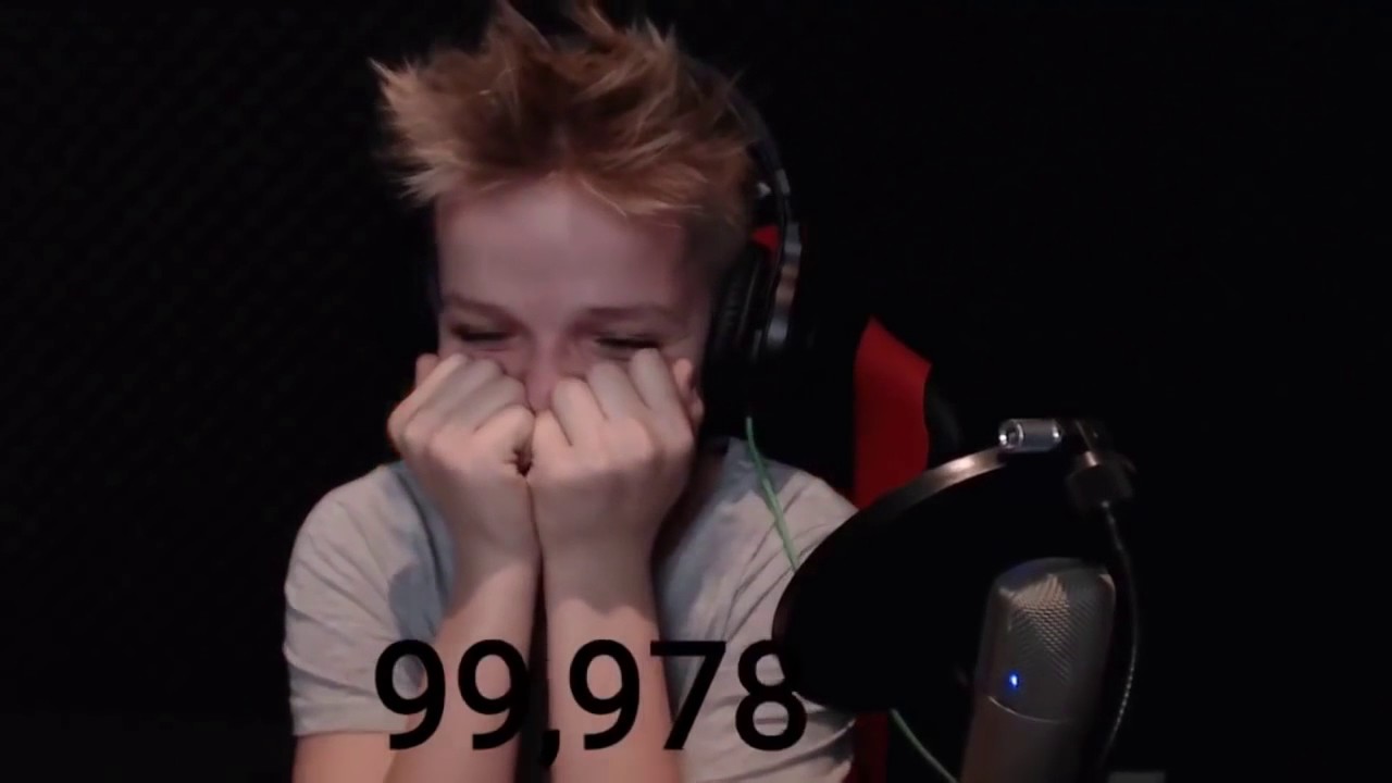 czuuX się popłakał na wbicie 100k sub&oacute;w!!! na live