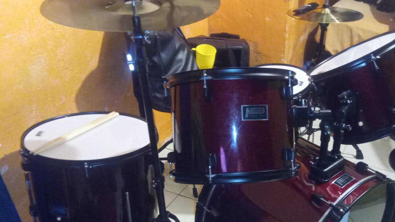 (BROKLYN BRIDGE TO THE CHORUS THE STROKES) Cover drum Bourbaki