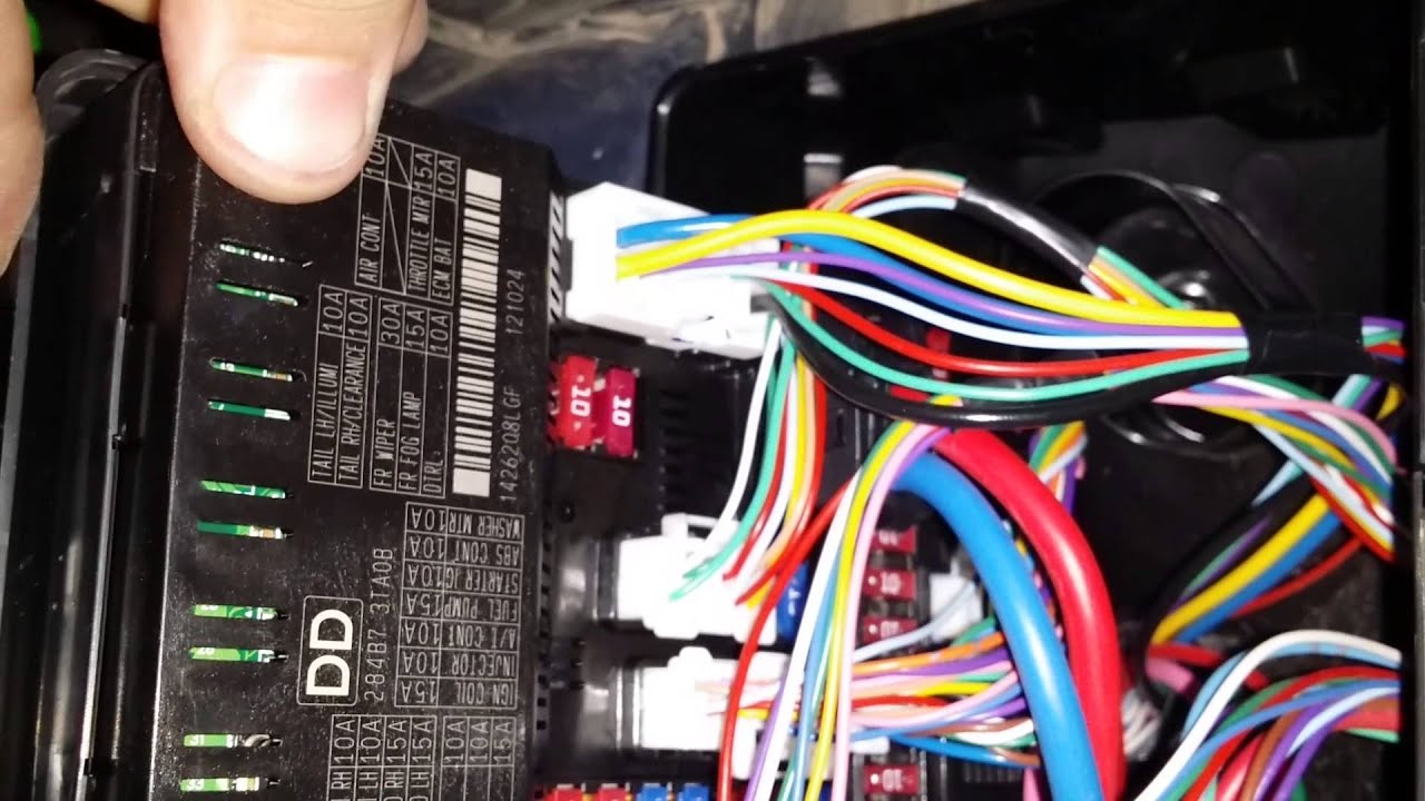 2013 altima fuse box.