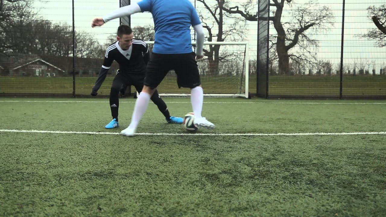 Learn Football Skills - Skill 3 - Puskas V turn - STRskillSchool