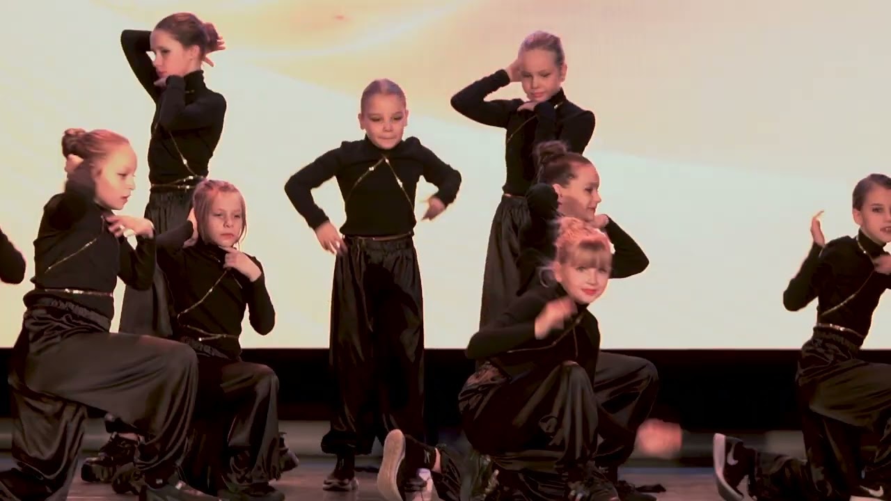 12 - Hip-Hop - дети профи | Школа танцев Alexis Dance Studio