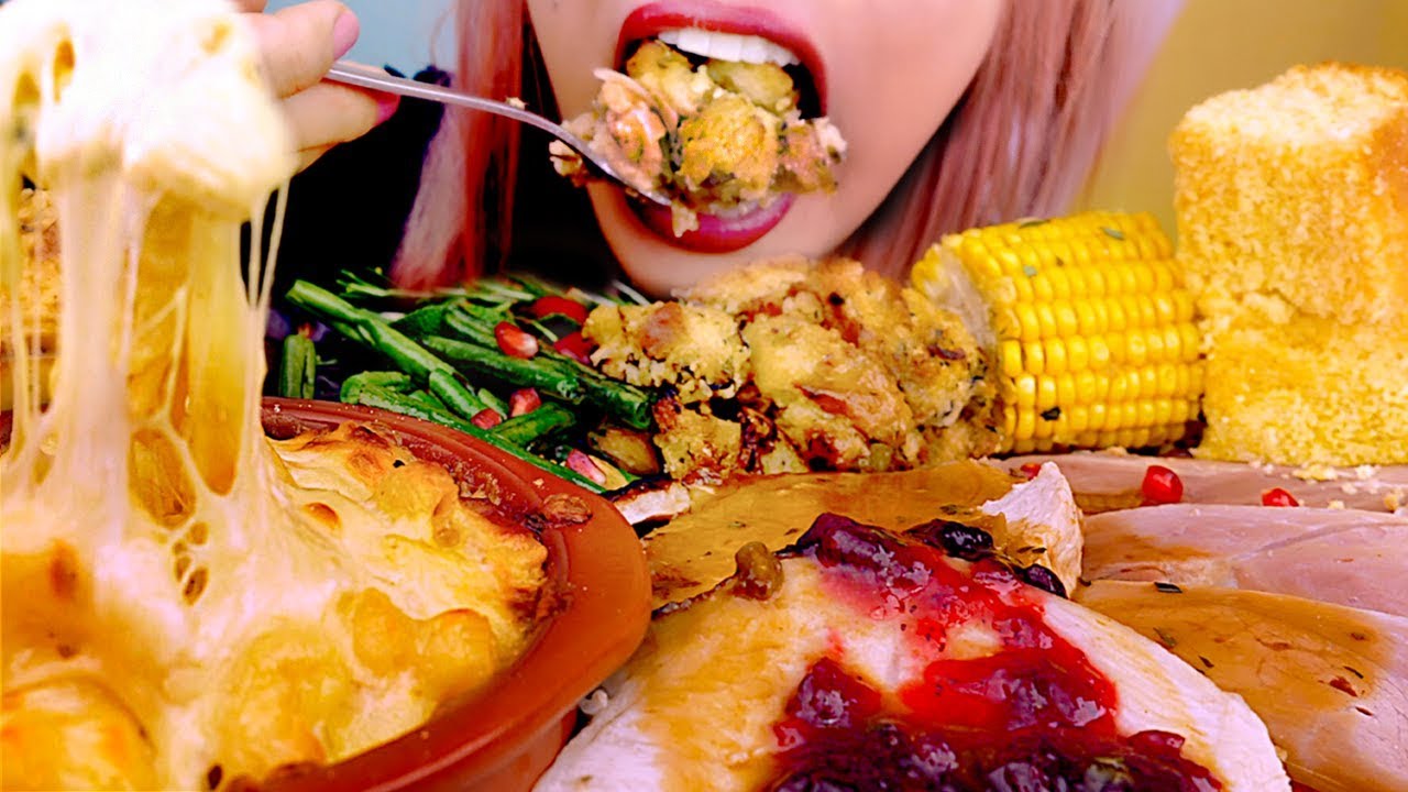 ASMR CHEESY MAC & CHEESE Thanksgiving Feast *Eating Sounds *