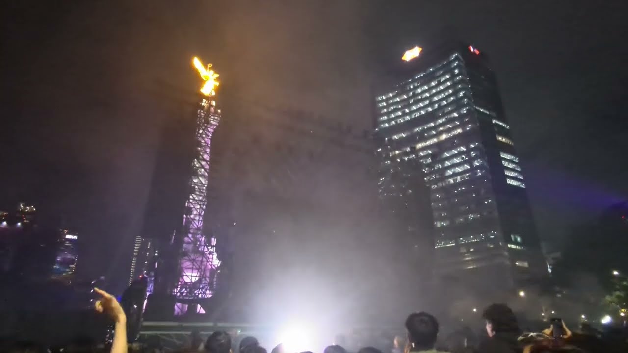 Kavinsky NightCall Fiesta Año Nuevo #2026 #live #cdmx #epico  #angeldelaindependencia 