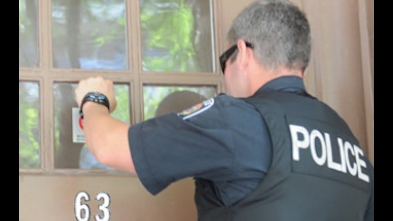 Republicans Sending Cops Door To Door To Suppress Black Vote