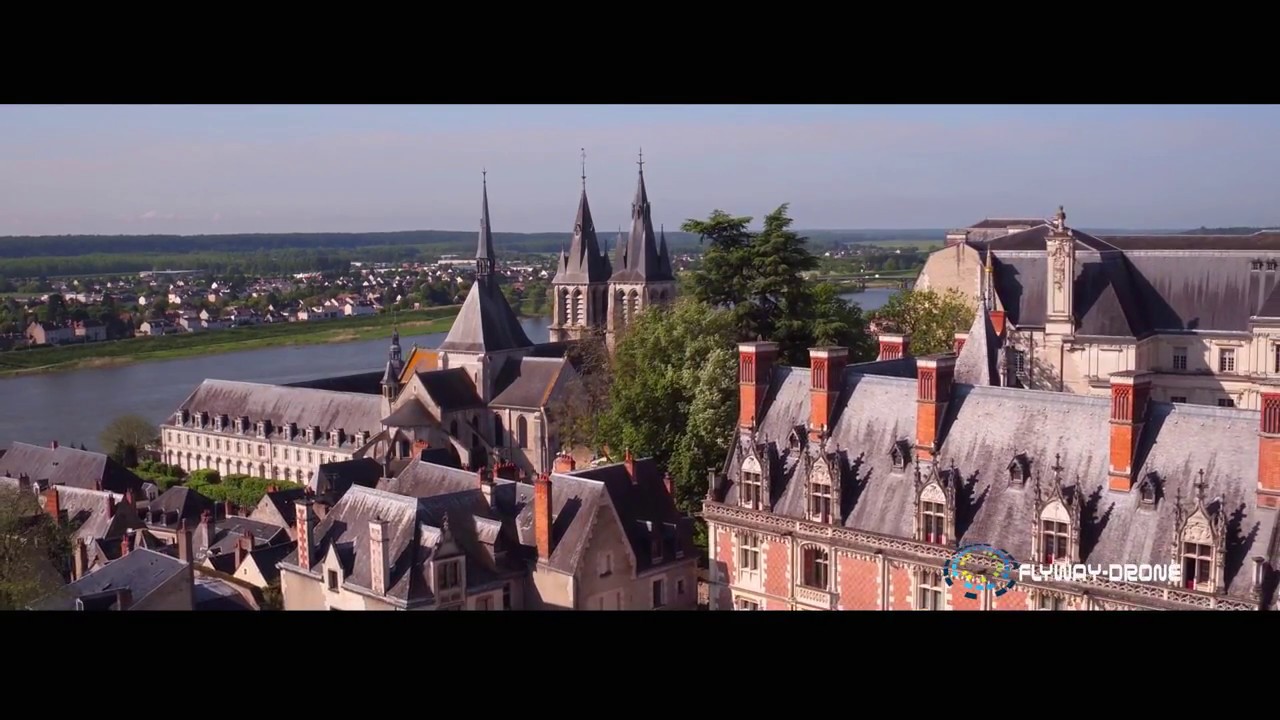 Prises de vues aériennes du Château de Blois
