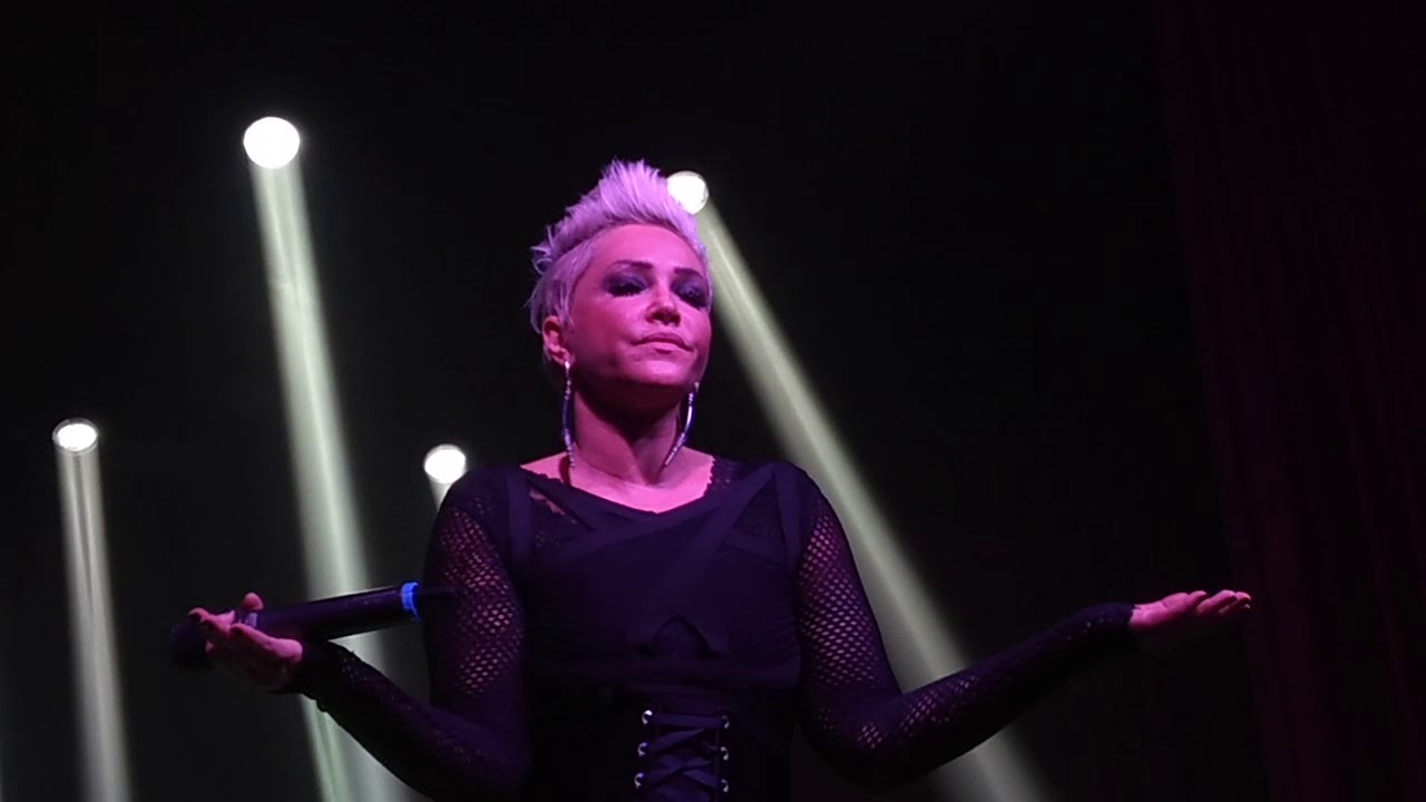 Deborah Blando-A Luz que Acende o Olhar(25/07/2018 Paris 6 Burlesque)