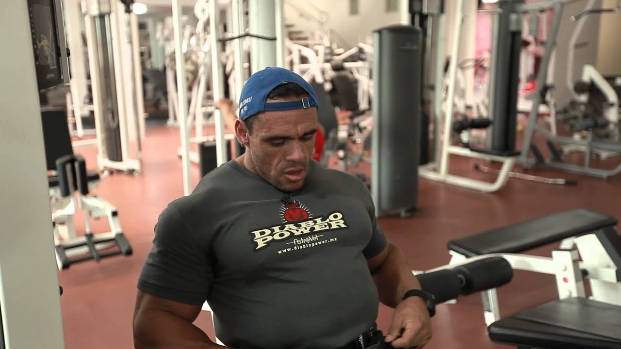 ENTRENAMIENTO DE PIERNA CON CHARRO Y GRAHAM PARTE I