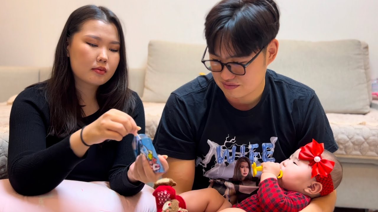 Low budget Japan snacks • Хямд Япон амттангууд туршив • жаахан уйтгартай бичлэг хаха