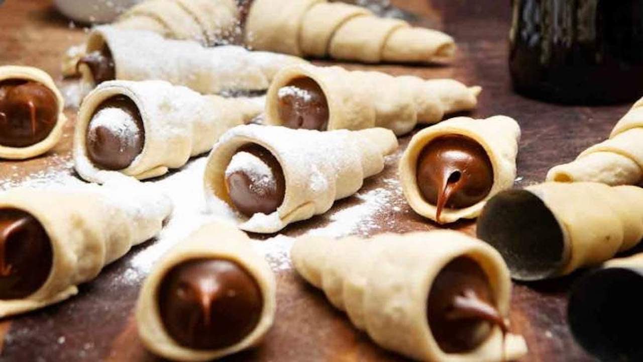Club Paula Cocina | Cachitos con manjar