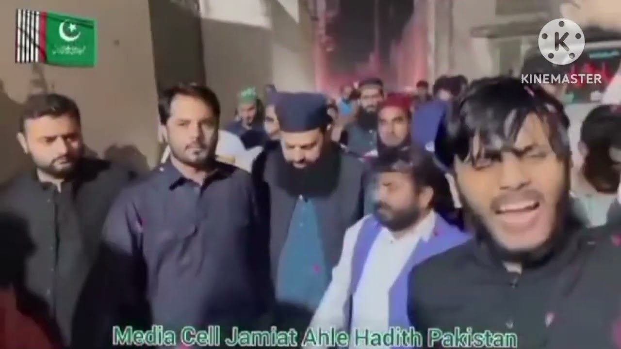 Welcoming Allama Hisham Elahi Zaheer Sahib upon his arrival at Qila Mir Zaman 