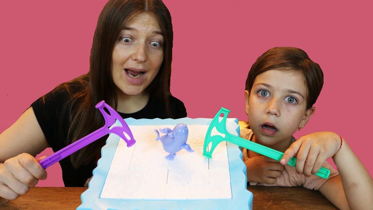 ОСТОРОЖНО! Не Разбей лёд! Вызов принят Эмилюша против мамы!