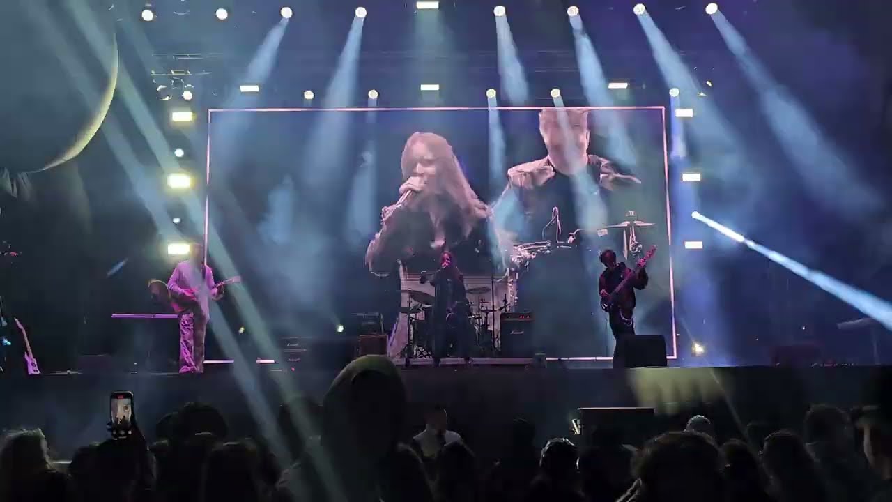 Trupa Graffiti - N-aud (Carla's Dreams), Live