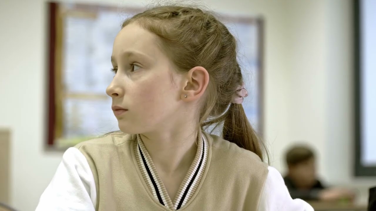 Zesp&oacute;ł Aspergera, autyzm, nadwrażliwość słuchowa, szkoła, uczeń