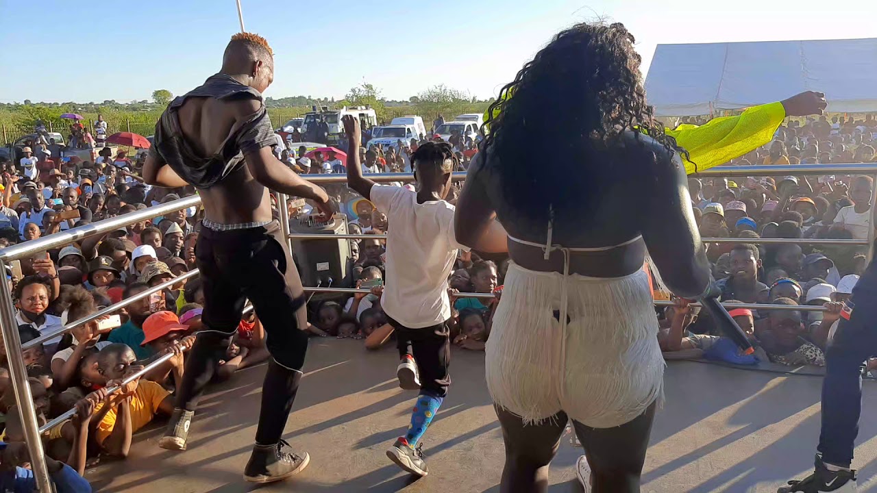 Makhadzi Performing live at Shudufhadzo Musida Home coming